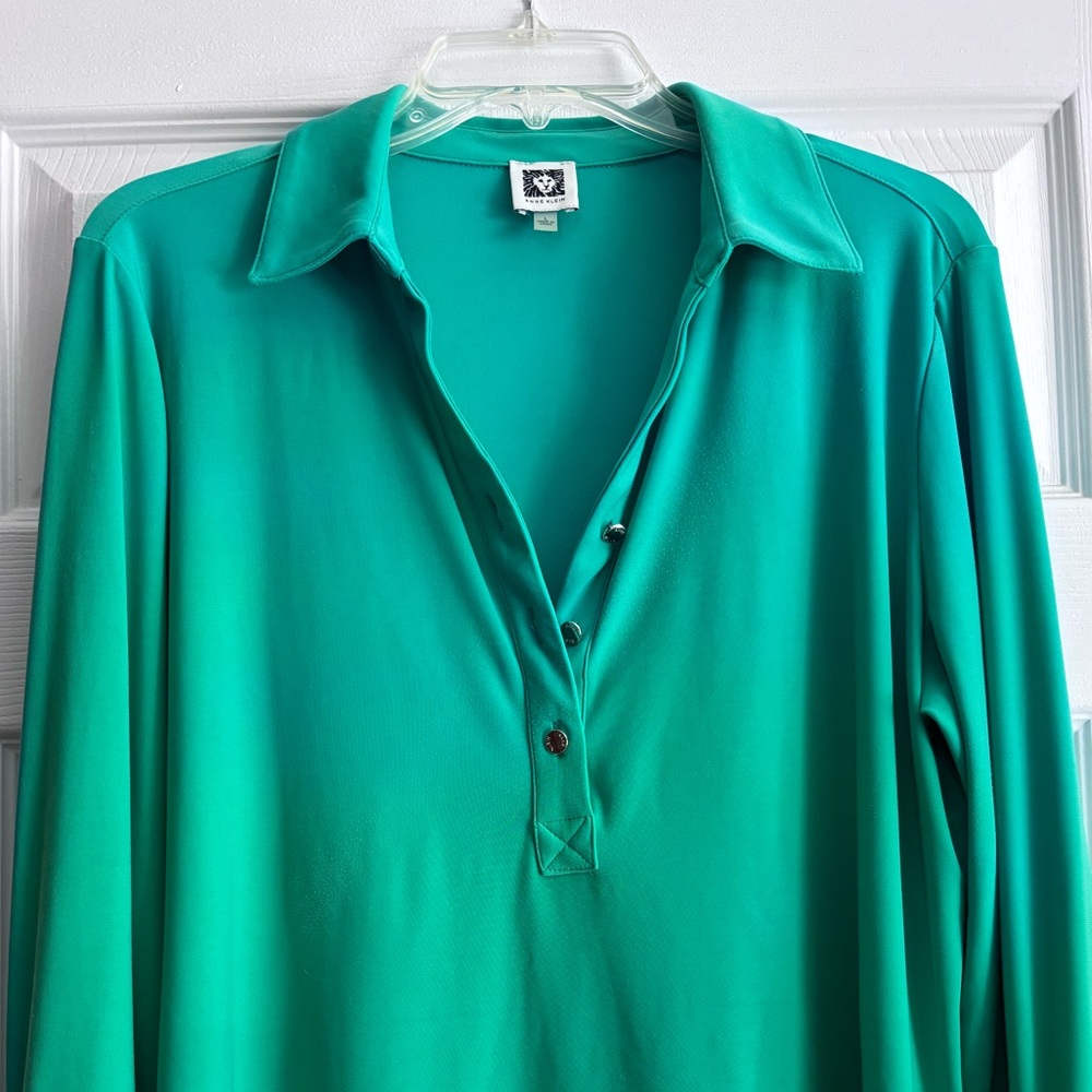Anne Klein Green 3/4 Sleeve Polo Blouse